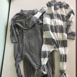 Burt’s bees sleeper bundle of three 3-6 month